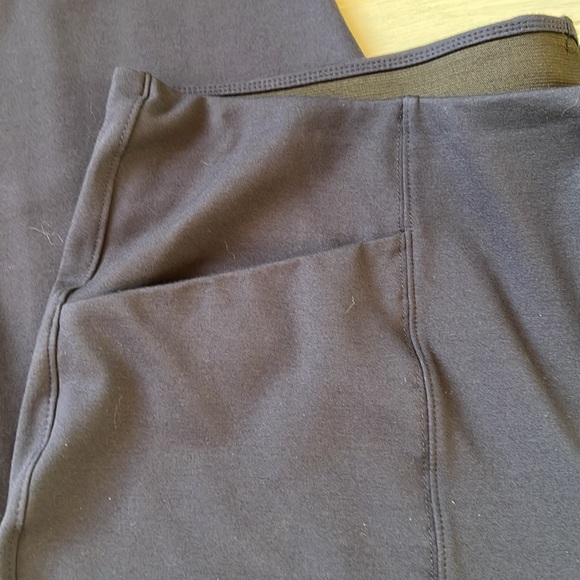 Old Navy Extra High-Waisted Stevie Straight Pull-on Pants - Picture 4 of 13